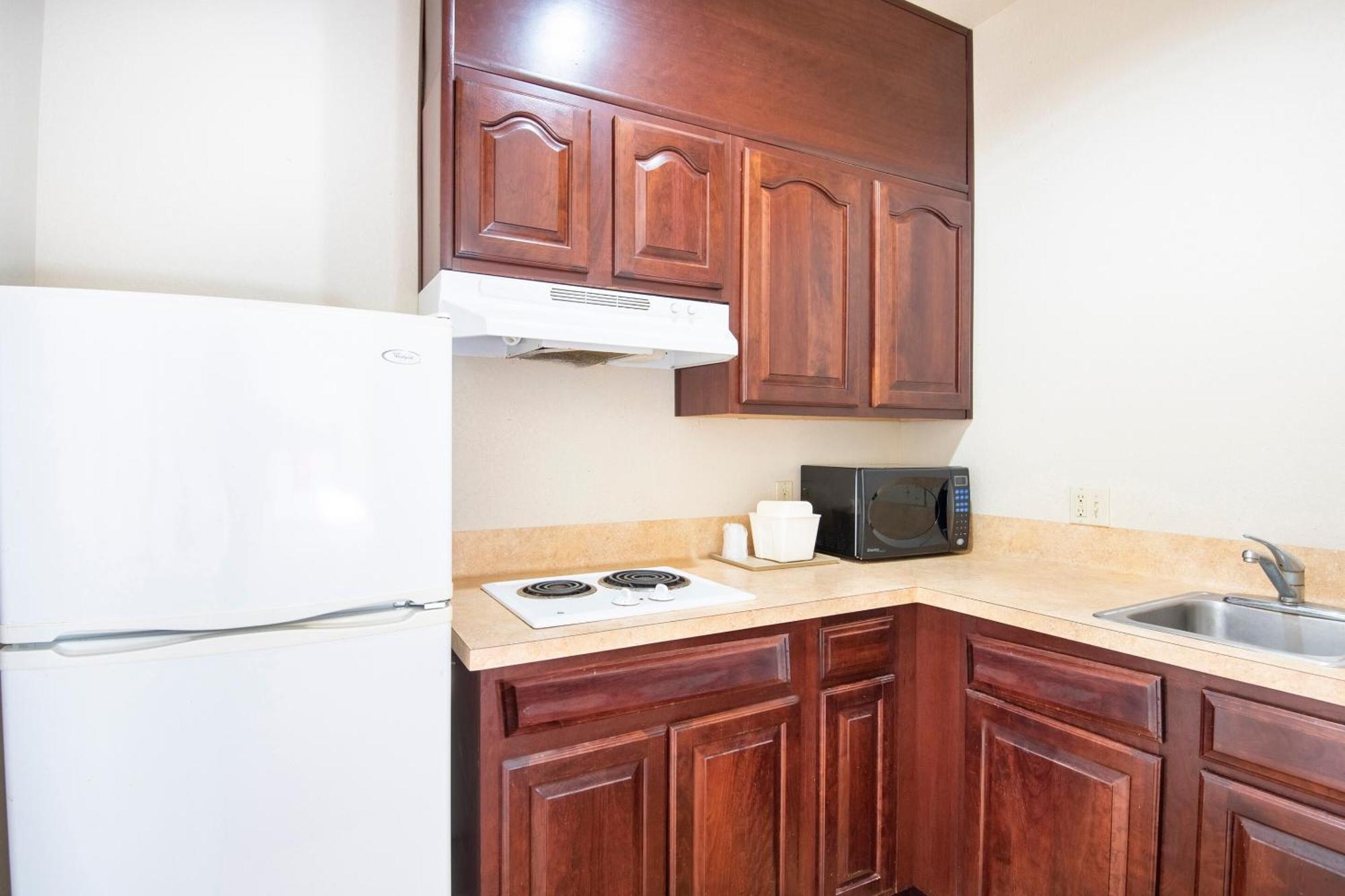 Oyo Townhouse Clute Lake Jackson Buitenkant foto