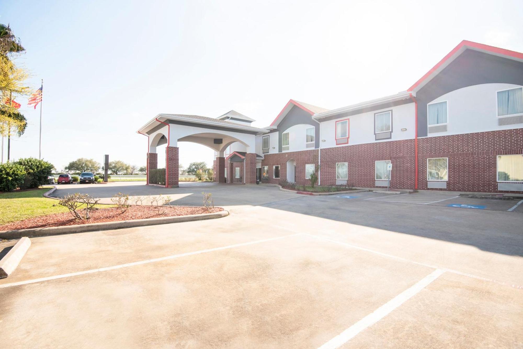 Oyo Townhouse Clute Lake Jackson Buitenkant foto